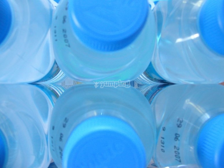 /tb_Botellas de agua.jpg